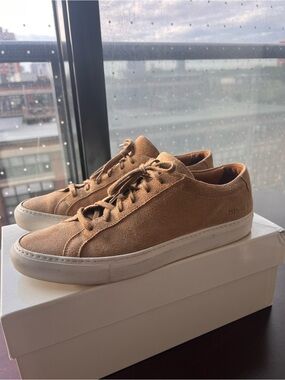 Men's Suede Common Projects Achillies Low Sneakers in Tan